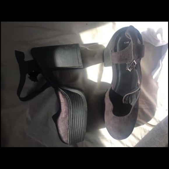 New Look Chunky Platform Heel - Picture 5 of 6